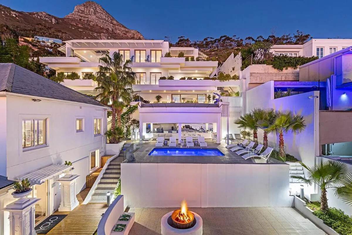 Clifton Yolo Spaces - Clifton Mansion Villa Apartment Cape Town South Africa