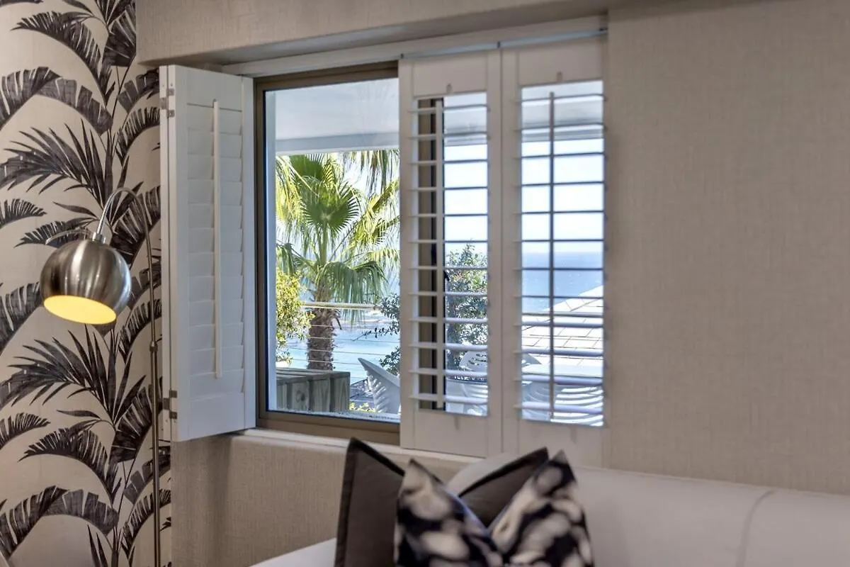 Clifton Yolo Spaces - Clifton Mansion Villa Apartment Cape Town 0*,